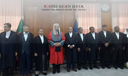 Chief Justice Syed Refaat Ahmed administers the oath to 25 new HC judges in Dhaka on August 26, 2025.