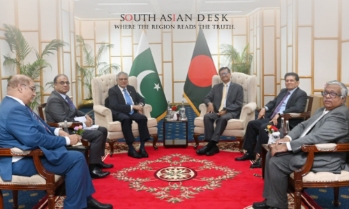 Dar Meets Touhid in Dhaka to Strengthen Pakistan-Bangladesh Ties 1 Pakistan’s Ishaq Dar with Bangladesh’s Touhid Hossain and his cabinet during a bilateral meeting in Dhaka on August 24, 2025.