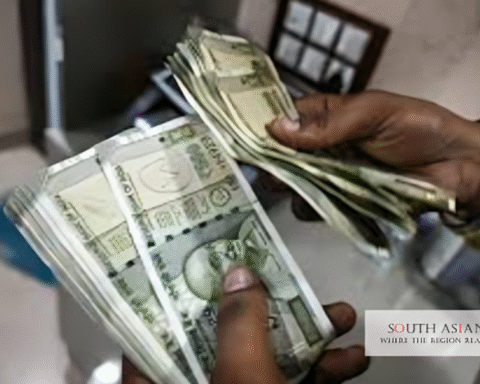 Indian Rupee Rises as State-Run Banks Sell Dollars