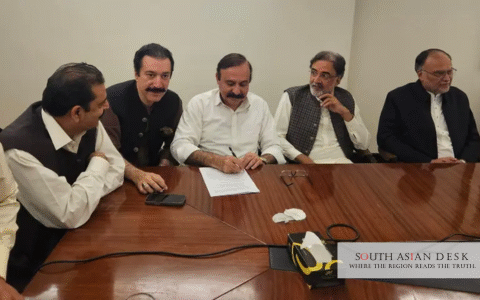 Kashmir protests resolved as the cabinet members sitting in talks with protestors