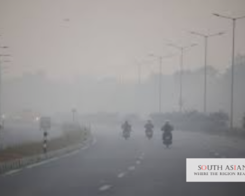 Delhi GRAP 4 Restrictions Impose 50% Office Curbs