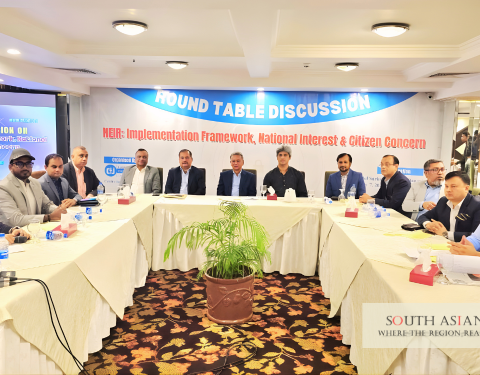 Mobile Traders Protest NEIR: 25,000 Join Siege