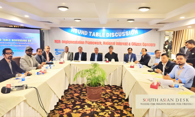 Mobile Traders Protest NEIR: 25,000 Join Siege