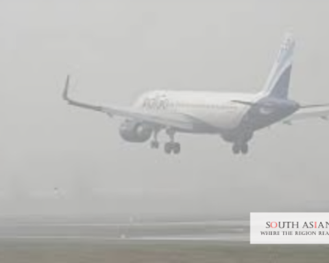 Delhi AQI Today Hits 376 Amid Fog Delays