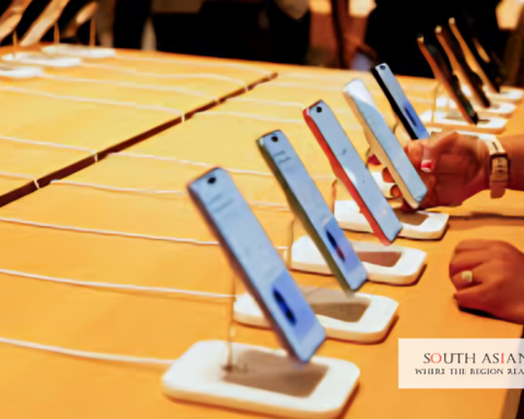 India Apple Antitrust Case: CCI Warns of $38B Fine