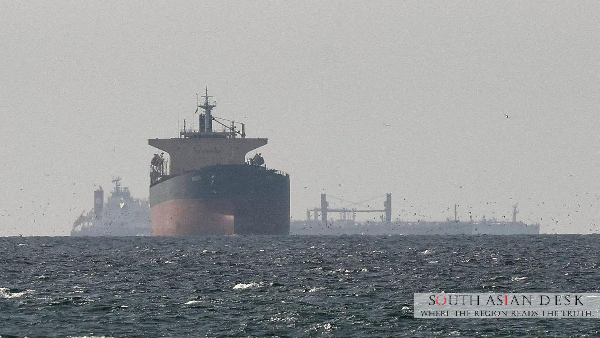 5 India-bound LPG Ships Halted Near Hormuz
