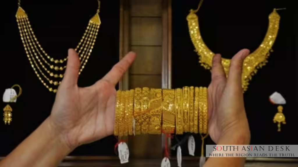 Silver and Gold Prices Tumble Amidst Iran-US Conflict