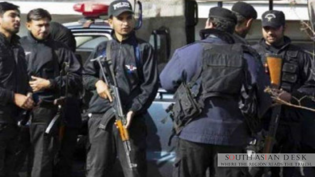 Pakistan-Afghanistan Tensions: Pakistan Detains 2000 Afghans