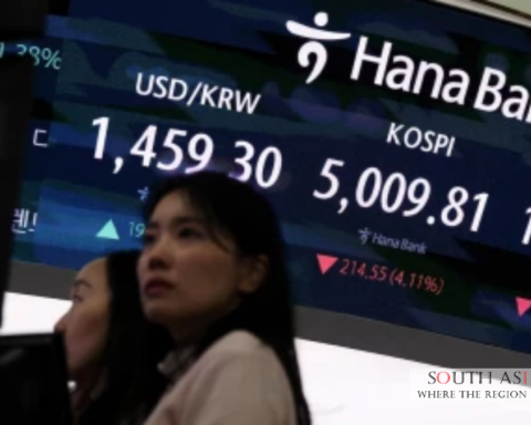 Oil Prices Fall Below $100 Amid Middle East Ceasefire