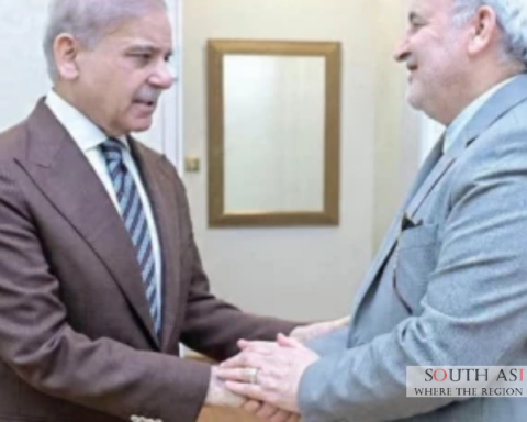 Pakistan Mediates US-Iran Talks Revival