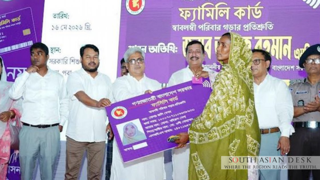 669 Families in Rajshahi Receive Family Cards