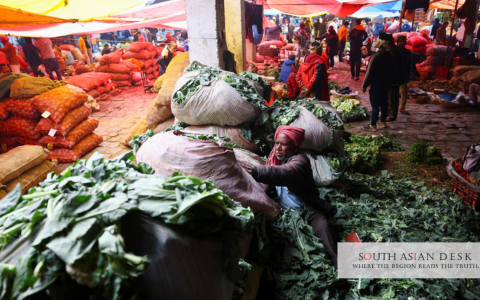 India Retail Inflation May Accelerate on Weak Monsoon, Fuel Rise