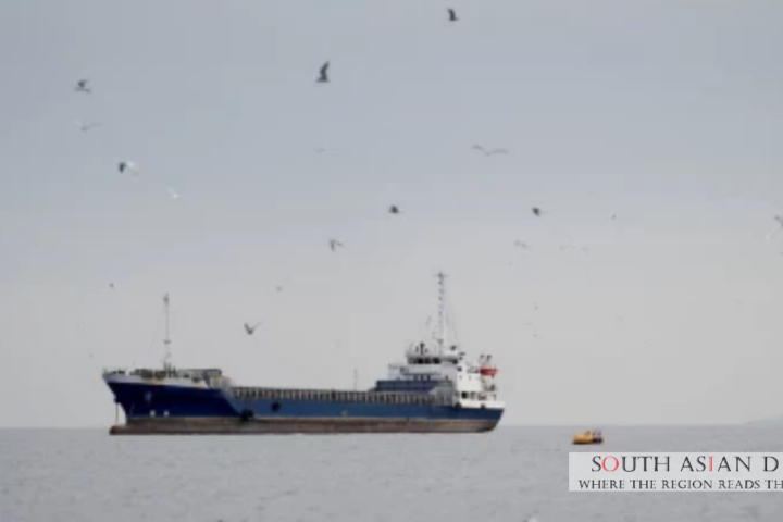 Pakistan Transfers 22 Iranian Crew from Seized Ship