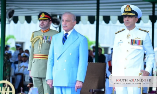 Pakistan flag-bearer of peace
