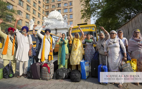 Sikh Pilgrims Reach Pakistan Historic Ceremony