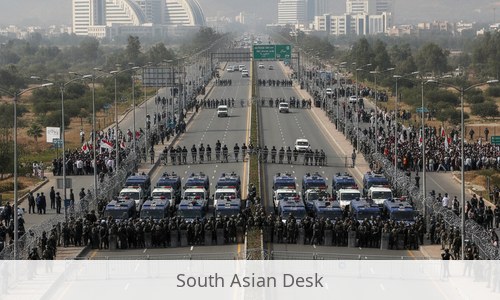 Pakistan protests for Imran Khan — generated:f006eb9a-f6c4-4c30-ab63-78b80d984410