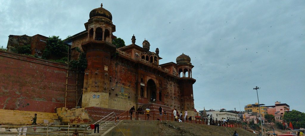 Varanasi’s Legacy of Revolt and Reinvention 4 Varanasi’s Legacy of Revolt and Reinvention