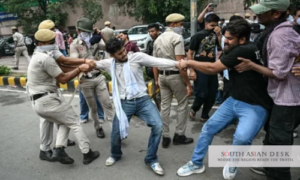 Delhi Police detain protesters